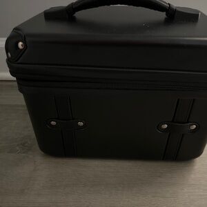 Black makeup case